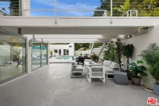 , 3210 Coldwater Canyon ln, Beverly Hills, CA 90210 - 2