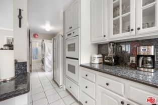 Single Family Residence, 2615 Beach ave, Venice, CA 90291 - 11