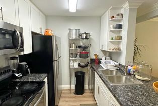 Condominium, 5460 White Oak ave, Encino, CA 91316 - 4