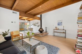 Condominium, 1552 Harvard st, Santa Monica, CA 90404 - 4