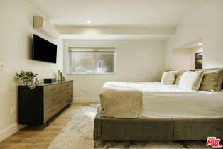 Condominium, 2817 3rd st, Santa Monica, CA 90405 - 2