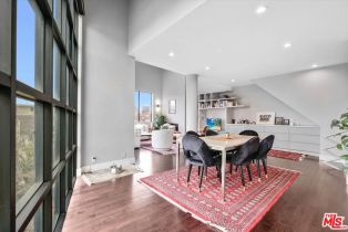 , 1670 Malcolm ave, Westwood, CA 90024 - 4