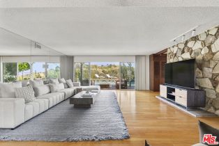 Single Family Residence, 2252 Gloaming way, Beverly Hills, CA 90210 - 2