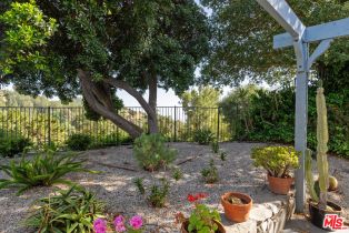 Single Family Residence, 2252 Gloaming way, Beverly Hills, CA 90210 - 31