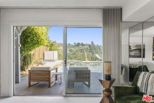 Single Family Residence, 2252 Gloaming way, Beverly Hills, CA 90210 - 12