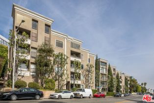 Condominium, 8455 Fountain ave, West Hollywood , CA 90069 - 2