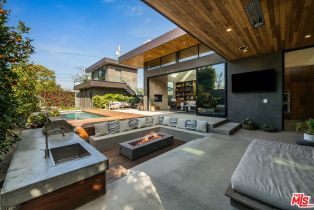 Single Family Residence, 1385   Palms Blvd, Venice, CA  Venice, CA 90291