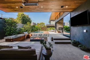 Single Family Residence, 1385 Palms blvd, Venice, CA 90291 - 8