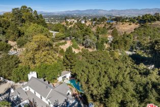 Single Family Residence, 3100 Coldwater Canyon ave, Studio City, CA 90210 - 31