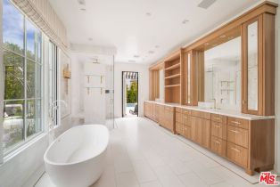 Single Family Residence, 1445 Via Cresta, Pacific Palisades, CA 90272 - 12