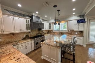 Single Family Residence, 3057 Naomi st, Burbank, CA 91504 - 40