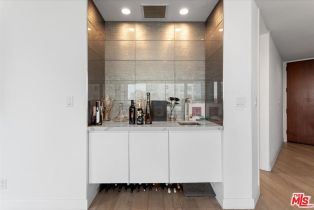 Condominium, 10350 Wilshire blvd, Westwood, CA 90024 - 7