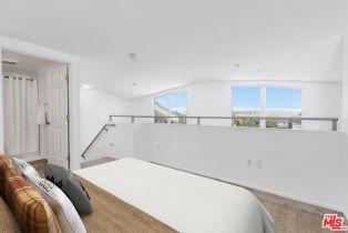 Condominium, 13200 Pacific promenade, Playa Vista, CA 90094 - 13