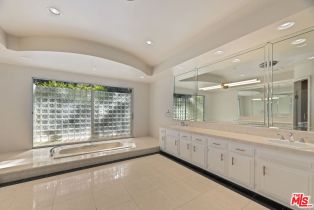 , 1860 Loma Vista dr, Beverly Hills, CA 90210 - 46