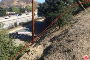 , 25200 Calabasas Rd, Calabasas, CA 91302 - 3