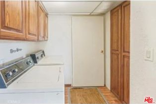 Single Family Residence, 4938 Medina rd, Woodland Hills, CA 91364 - 4