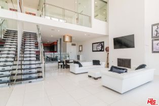 , 5205 Ocean Front walk, Marina Del Rey, CA 90292 - 4