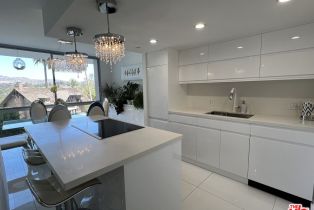 , 201 Ocean ave, Santa Monica, CA 90402 - 5