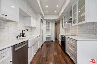 Condominium, 300 Swall dr, Beverly Hills, CA 90211 - 10