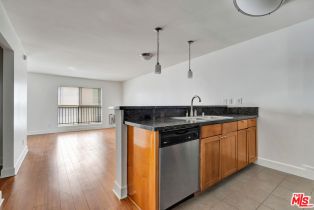 Condominium, 10982 Roebling ave, Westwood, CA 90024 - 4