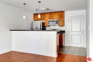 Condominium, 10982 Roebling ave, Westwood, CA 90024 - 3
