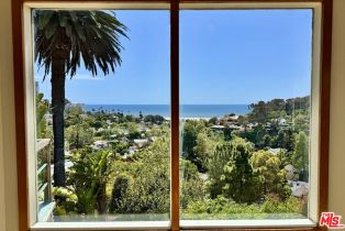 Single Family Residence, 389 Upper Mesa rd, Santa Monica, CA 90402 - 4