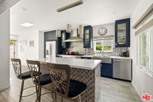 , 2216 Kerwood ave, Westwood, CA 90064 - 2