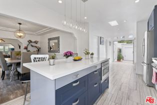 , 2216 Kerwood ave, Westwood, CA 90064 - 4