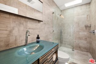 , 2216 Kerwood ave, Westwood, CA 90064 - 7