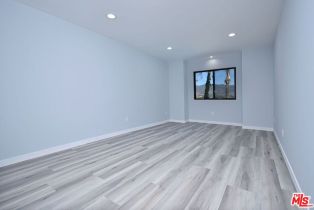 Single Family Residence, 12112 Woodley ave, Granada Hills, CA 91344 - 31