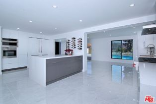 Single Family Residence, 12112 Woodley ave, Granada Hills, CA 91344 - 16