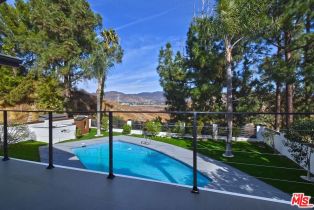 Single Family Residence, 12112 Woodley ave, Granada Hills, CA 91344 - 39