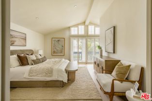 Single Family Residence, 19542 Greenbriar dr, Tarzana, CA 91356 - 27