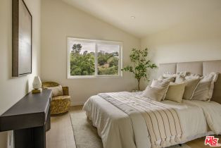 Single Family Residence, 19542 Greenbriar dr, Tarzana, CA 91356 - 26