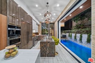 Single Family Residence, 836 California ave, Venice, CA 90291 - 3