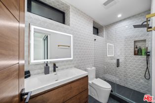 Single Family Residence, 836 California ave, Venice, CA 90291 - 42