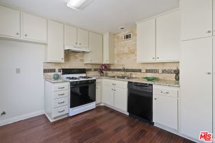 Condominium, 9430 Via Patricia, Burbank, CA 91504 - 14