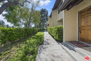 Condominium, 9430 Via Patricia, Burbank, CA 91504 - 4