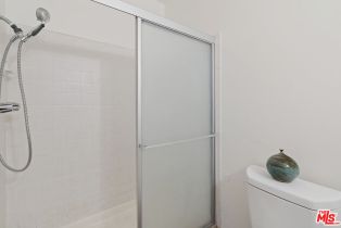 Condominium, 9430 Via Patricia, Burbank, CA 91504 - 23