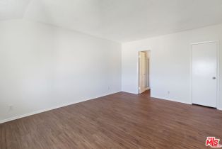 Condominium, 9430 Via Patricia, Burbank, CA 91504 - 20