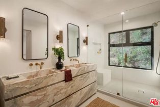 , 2221 Bowmont dr, Beverly Hills, CA 90210 - 18