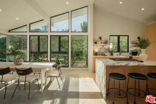 , 2221 Bowmont dr, Beverly Hills, CA 90210 - 6