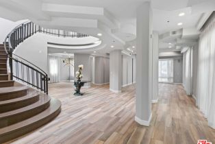 , 112 Elm dr, Beverly Hills, CA 90210 - 7