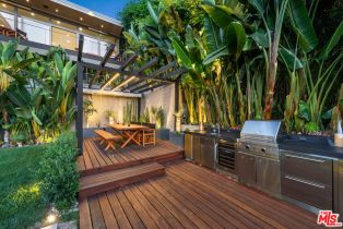 Single Family Residence, 1659 Waynecrest dr, Beverly Hills, CA 90210 - 20