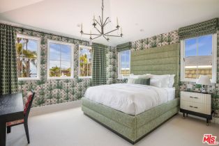 Single Family Residence, 1445 Via Cresta, Pacific Palisades, CA 90272 - 14