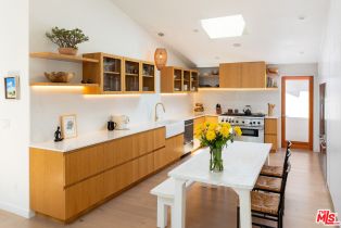 Single Family Residence, 12314 Hammack st, Culver City, CA 90230 - 3