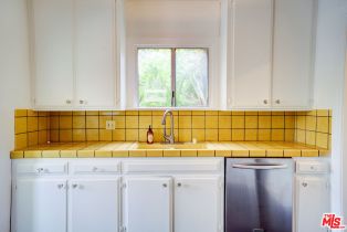 Single Family Residence, 10372 Tennessee ave, Westwood, CA 90064 - 22