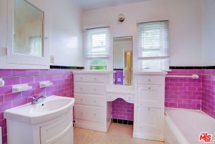 Single Family Residence, 10372 Tennessee ave, Westwood, CA 90064 - 12