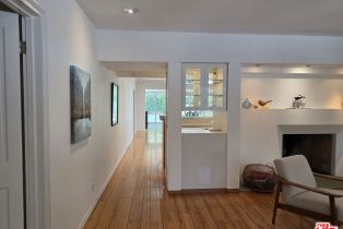 , 4031 Hollyline ave, Sherman Oaks, CA 91423 - 5