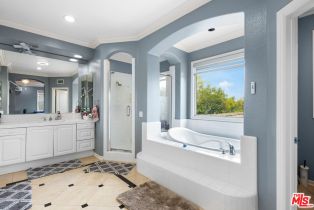 , 996 Antonio cir, Orange, CA 92869 - 28